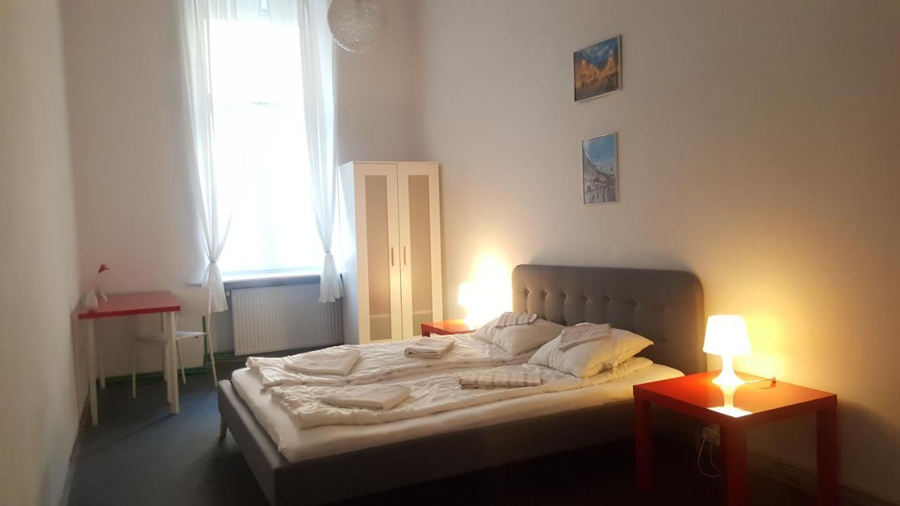 Hostel Witt Varsó Kültér fotó